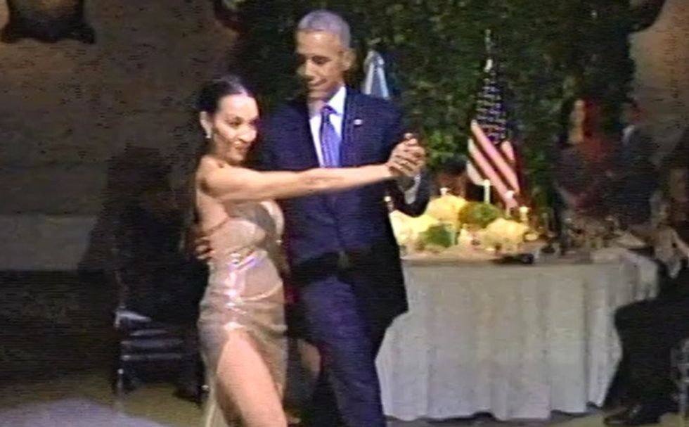 Dancing With the Stars: Obama Does the Tango in Argentina