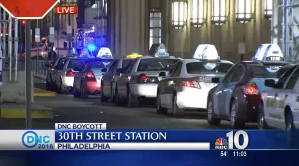Thousands of Philadelphia Taxi Drivers Threaten Boycott Ahead of Democratic National Convention