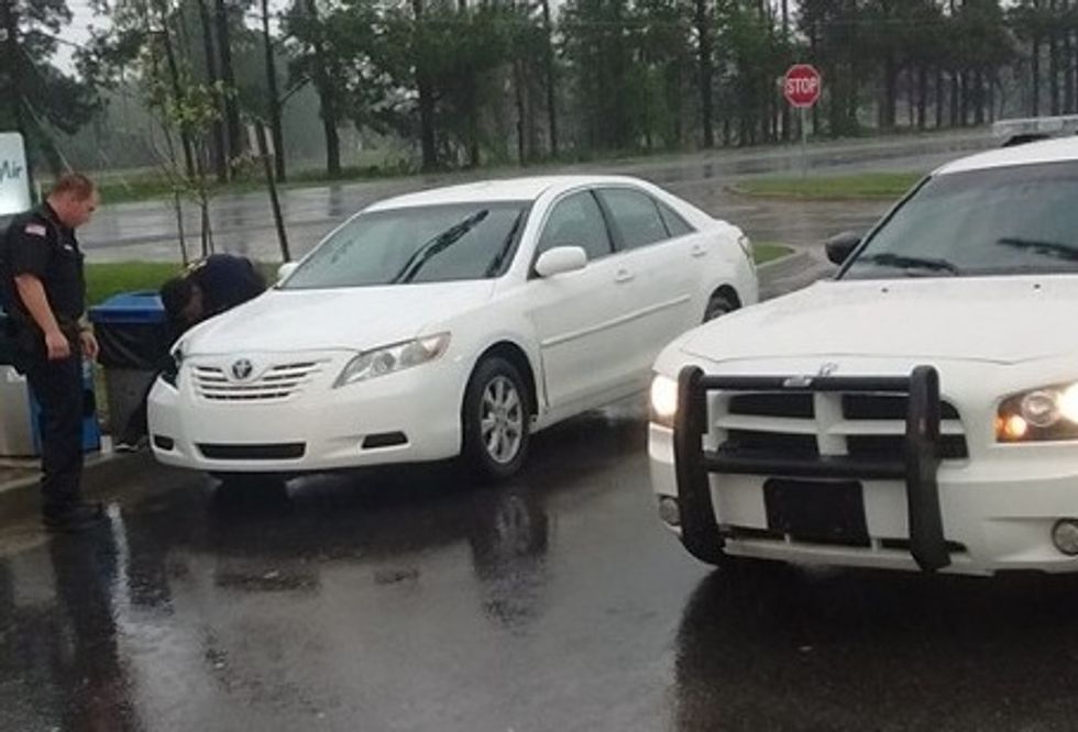 MLK Would Have Loved This Moment': Viral Photo of White Cop and Black Driver Breaks Stereotypes