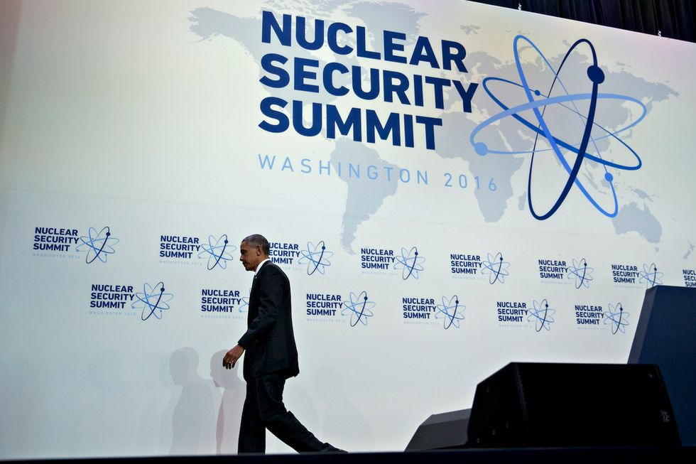 Obama Rebukes Trump's Nuclear Comments in Strongest of Terms