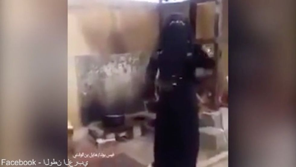 Islamic State Burns 15 People Alive and Arrests Woman in Fallujah Who Pleaded on TV for the West to ‘Save Us' or 'Bomb Us’