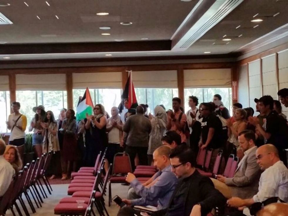 San Francisco Students Shout Down Jerusalem Mayor With Chants Supporting Stabbing Attacks on Israelis — and Worse