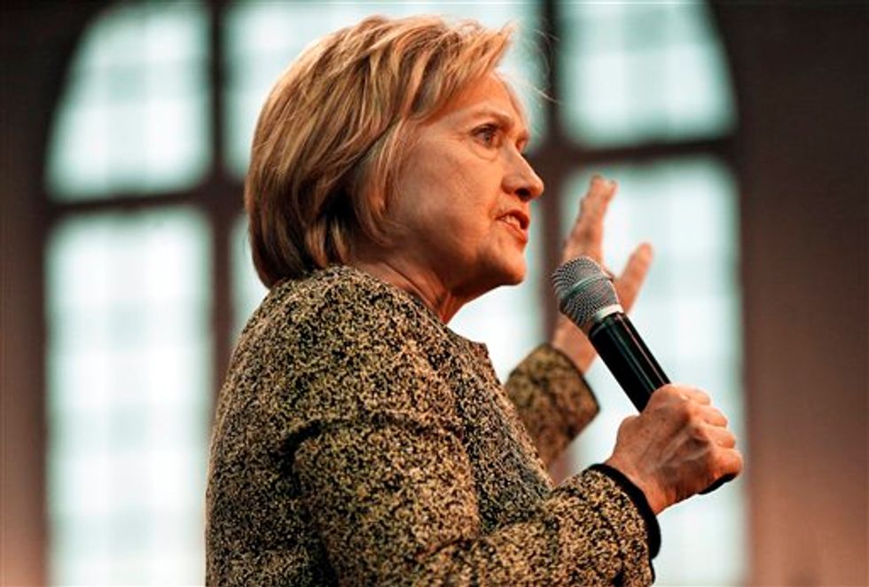 Clinton to Announce Plans for New National Office of Immigrant Affairs