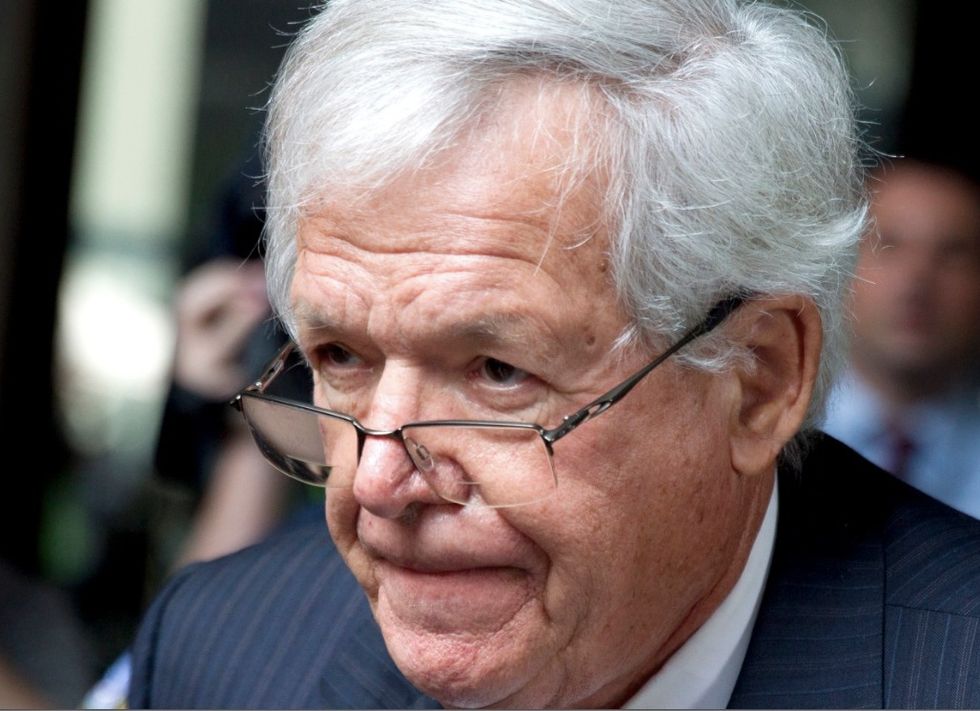 Prosecutors: Hastert Sought to Hide Sex Abuse of 14-Year-Old