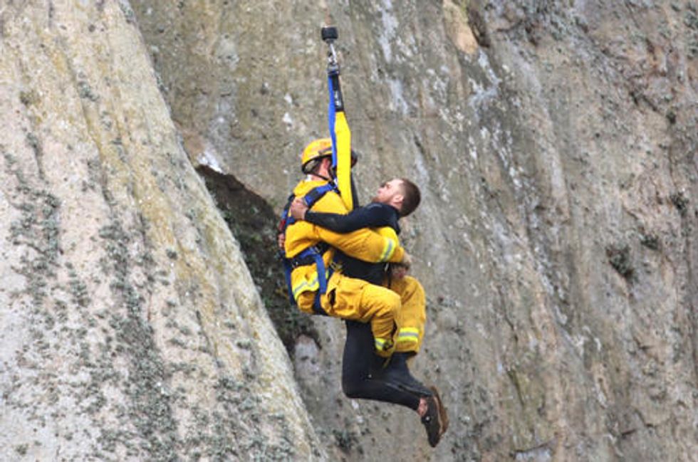 She Said Yes': Man Who Scaled Cliff to Propose to Girlfriend Speaks Out For First Time Since Dramatic 80-Foot Rescue