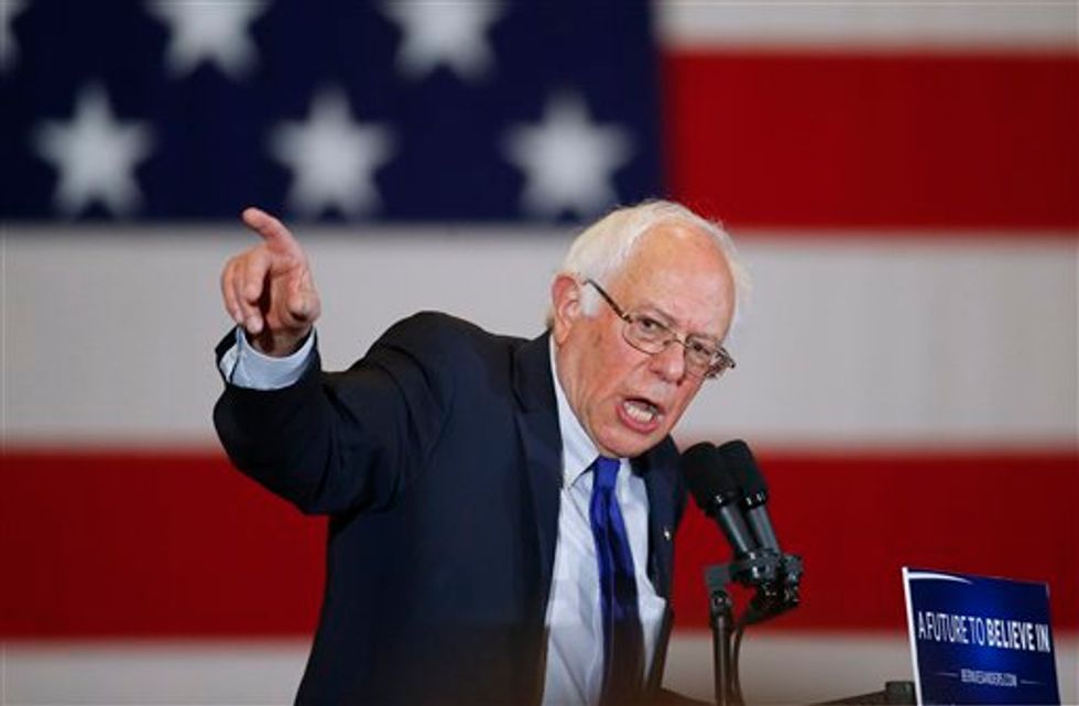 Sanders' Wife Gives Him Good News About Wyoming