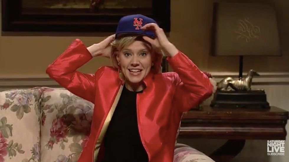 SNL' Pokes Fun at Clinton's Subway Difficulties and Recent Losses