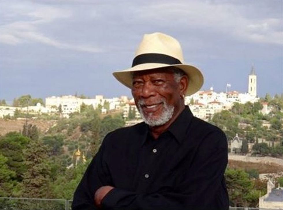 This Photo of Morgan Freeman Unleashed an Israeli-Palestinian Comment Storm on Facebook