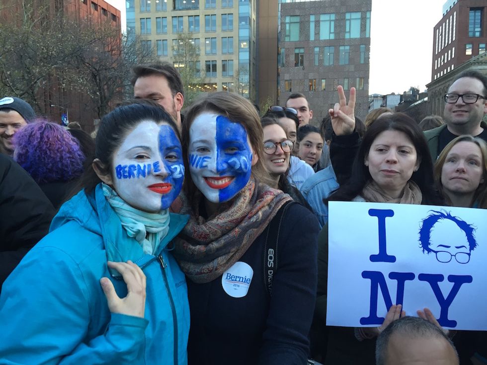 Reporter's Notebook: See what the TV cameras are not showing you from the Clinton and Sanders campaigns in New York City