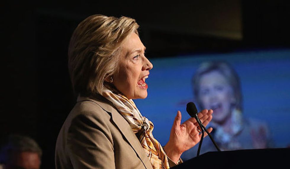 Top Clinton Aide Offers Choice Words to Sanders if He Doesn't 'Tone It Down