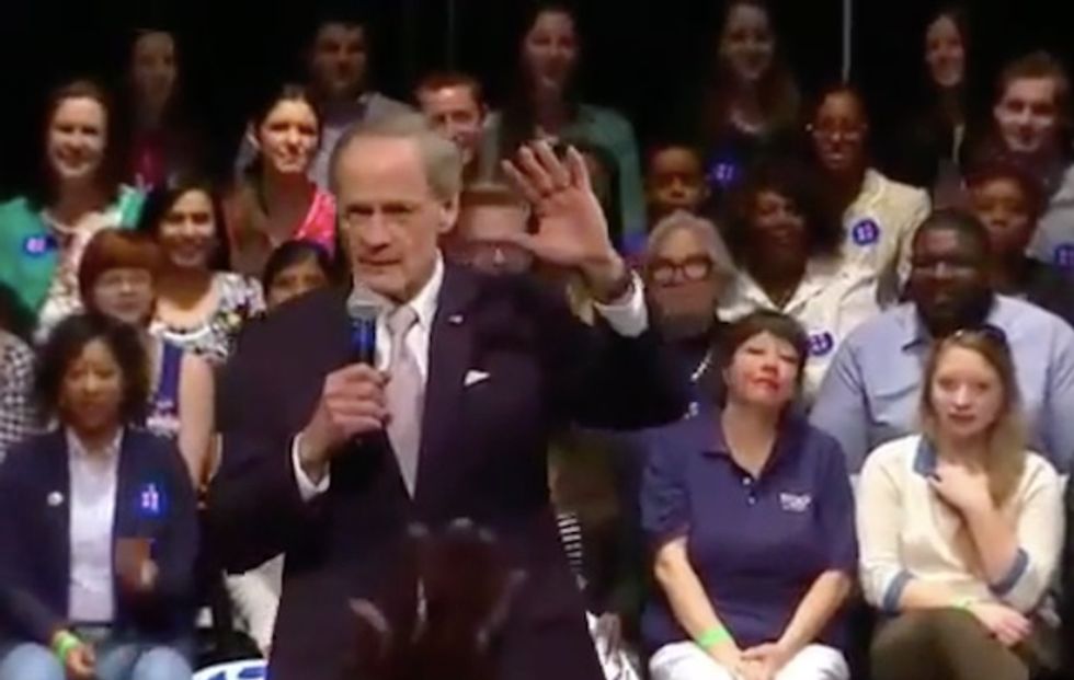 Watch: Democratic Senator's Odd Use of Dead Disco 'Diva's' Lyrics to Introduce Hillary Clinton