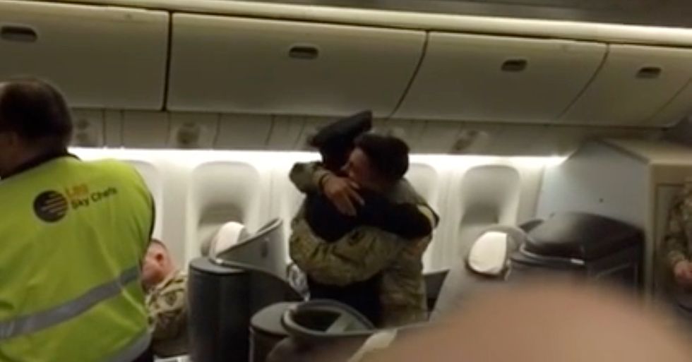 He Was on Flight Home From Deployment When the Captain Asked, ‘What Are You Doing on My Aircraft?’ — Then, He Realized Who It Was