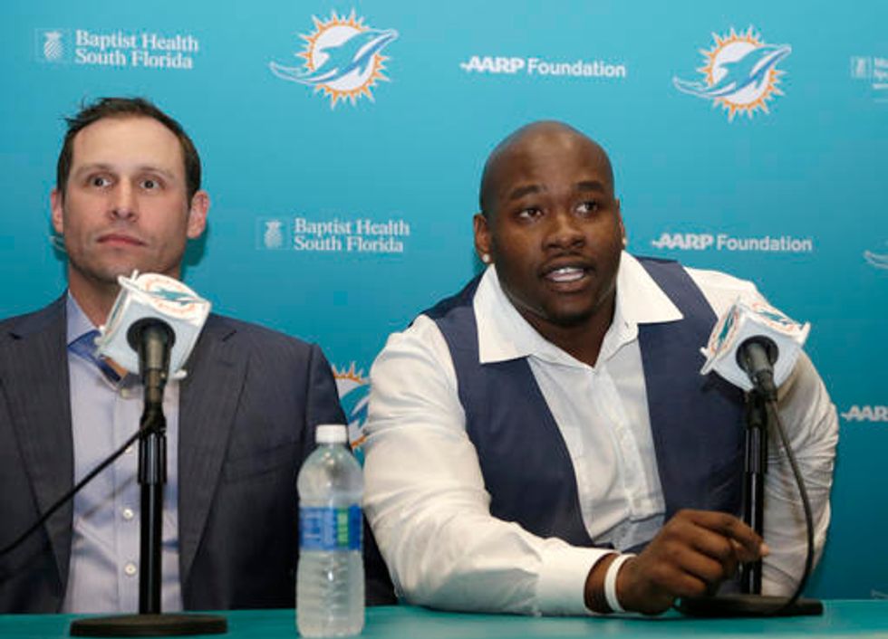Dolphins Owner Shrugs off Laremy Tunsil Controversy: 'I'm Thrilled With This Draft