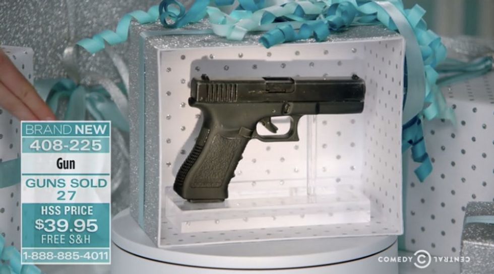 'Almost Anyone Can Purchase This': Amy Schumer Attacks Gun Laws in 'Welcome to the Gun Show' Comedy Sketch