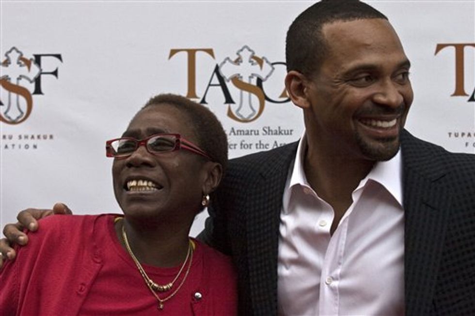 Afeni Shakur Davis, Mother of Late Rapper Tupac, Dies at 69: Police