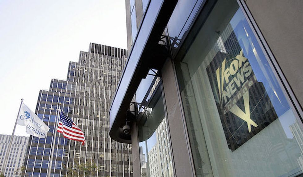 Fox News' Objectivity Caught in Crossfire of Nasty Battle Between Trump, Cruz 