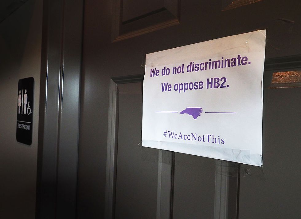 We Will Not Be Blackmailed': Conservatives Slam Obama Admin. After Transgender Bathroom Directive to Public Schools