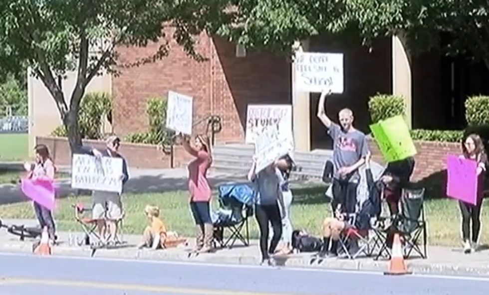 Middle School Students Take a Stand in Transgender Bathroom Firestorm After Controversial Directive From Obama Administration