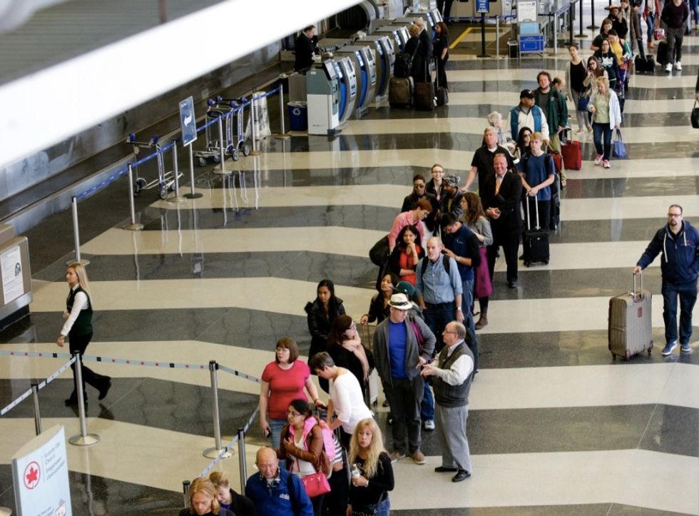 TSA Sends Dozens of Security Screeners to Chicago's O'Hare Airport to Reduce Long Wait Times