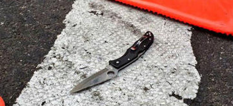 Knife-Wielding Suspect in Manhattan Shot Dead by Police During Morning Rush Hour; Two More Injured