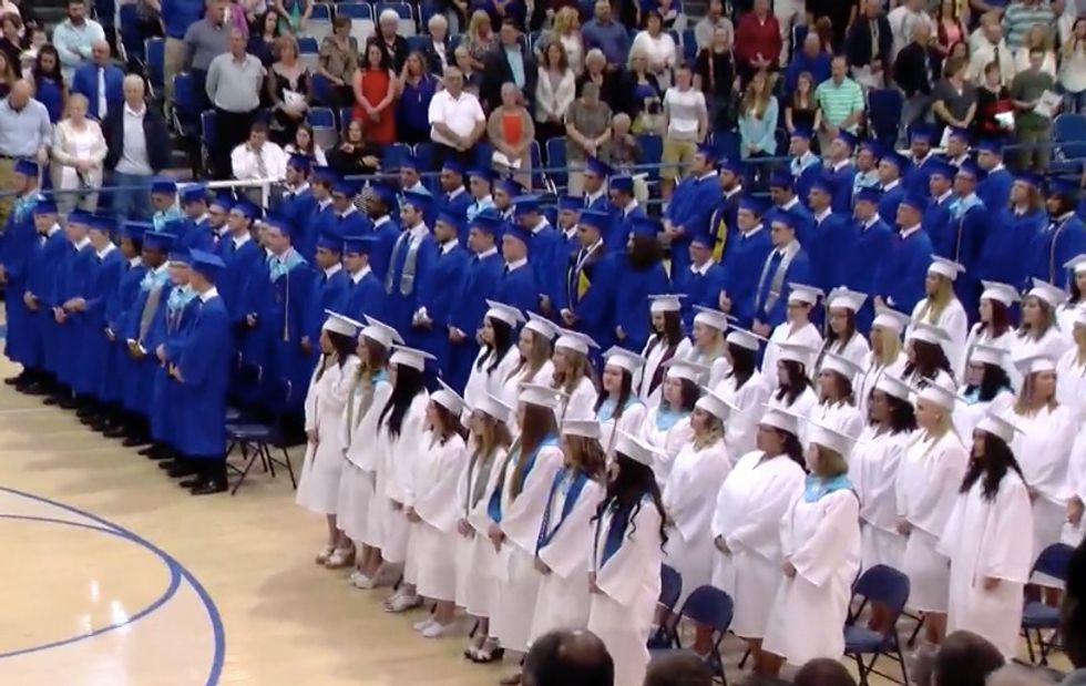 High School Graduates' Defiant Response to Atheists' Demand That the Lord's Prayer Be Stripped From Commencement — and the Rousing Applause That Followed