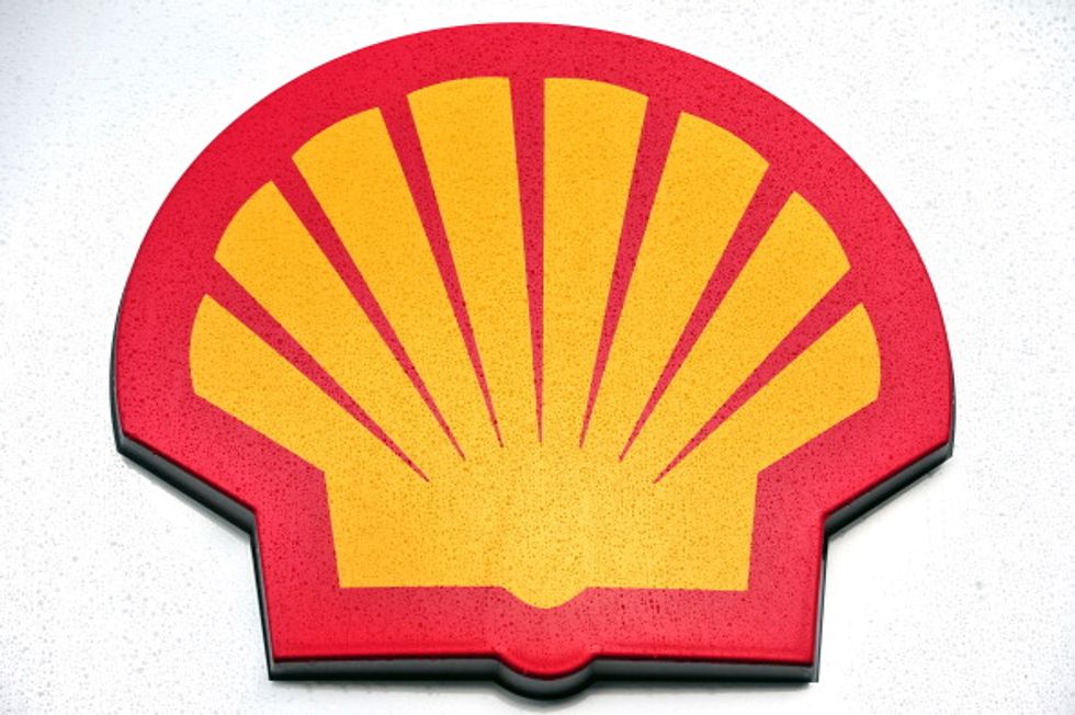 Tough Times': Shell Announces It Will Cut 2,200 Jobs Worldwide as Oil Consumption Declines