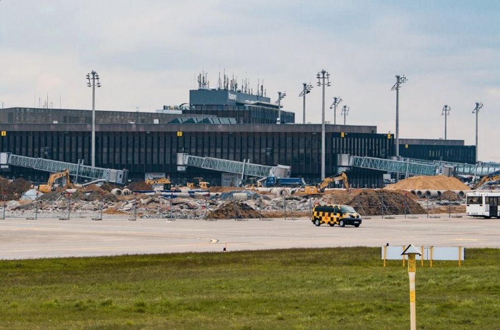 U.S. Bomb from World War II Defused at German Airport 