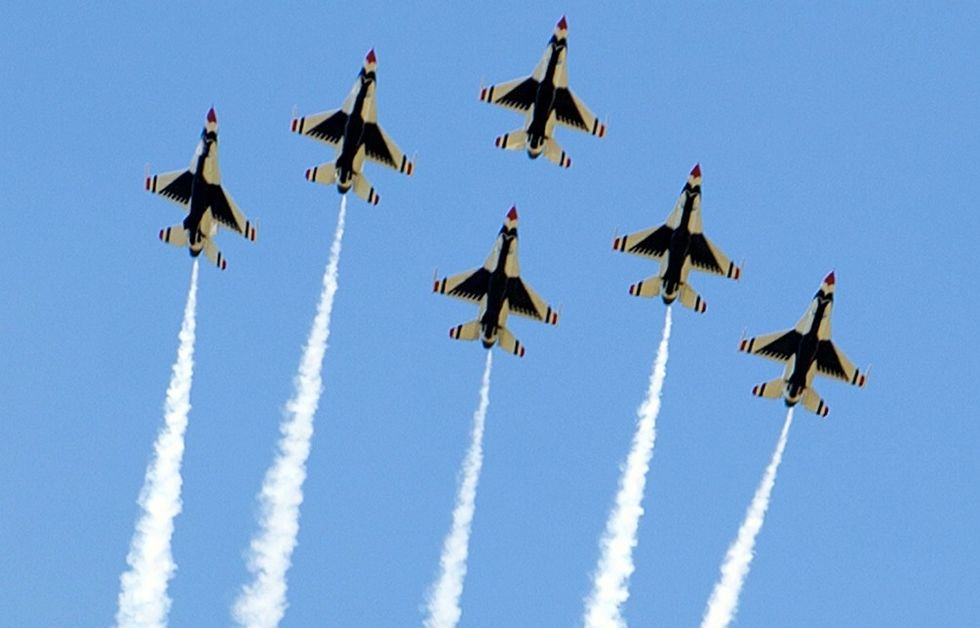 Air Force Jet Crashes After Flyover at Colorado Obama Speech (UPDATE: Pilot Uninjured)