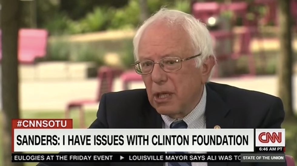 Sanders Raises New Critique of Clinton Foundation Funding Ahead of California Primary