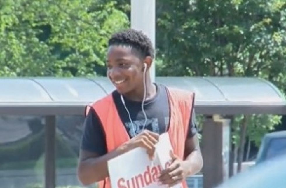 Every Weekend for the Last Five Years, One Straight-A Student Sold Newspapers at a Memphis Intersection — Now Check Out How His Hard Work Has Paid Off