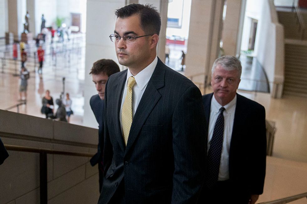 Former Clinton Aide Tasked With Setting Up Private Server Files Immunity Agreement