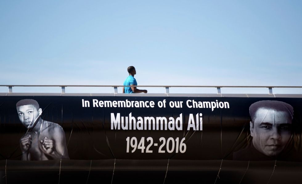 Ali to Be Mourned With Traditional Muslim Prayer Service: 'Muhammad Planned All of This. And He Planned for It to Be a Teaching Moment