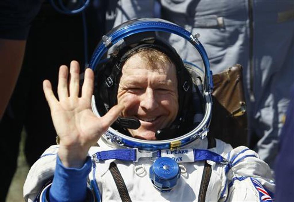 American, British and Russian Astronaut Land Safely in Kazakhstan 