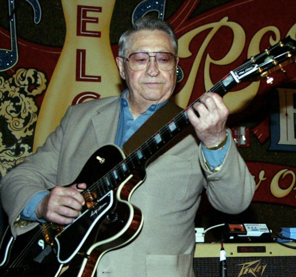 Scotty Moore, Elvis Presley's Pioneering Guitarist, Dies at 84