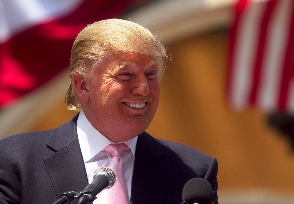 Trump Jokes When Plane Flies Overhead: It's Mexico 'Getting Ready to Attack