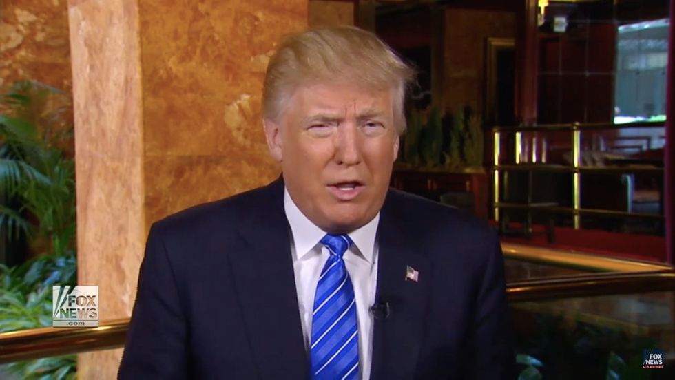 Trump: I Was 'Flabbergasted' By Controversial Meeting Between Bill Clinton and Loretta Lynch