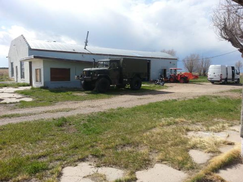 Craigslist Reaches Another First for Online Commerce: 'Ghost Town' With Spooky Backstory Now for Sale