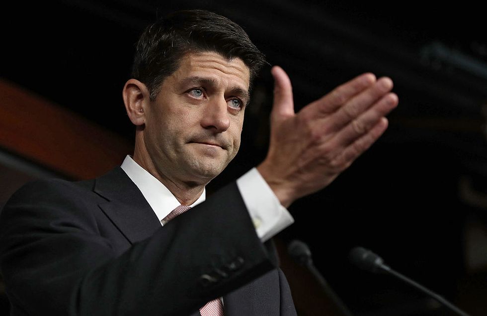 Ryan tells House Republicans to distance themselves from Trump