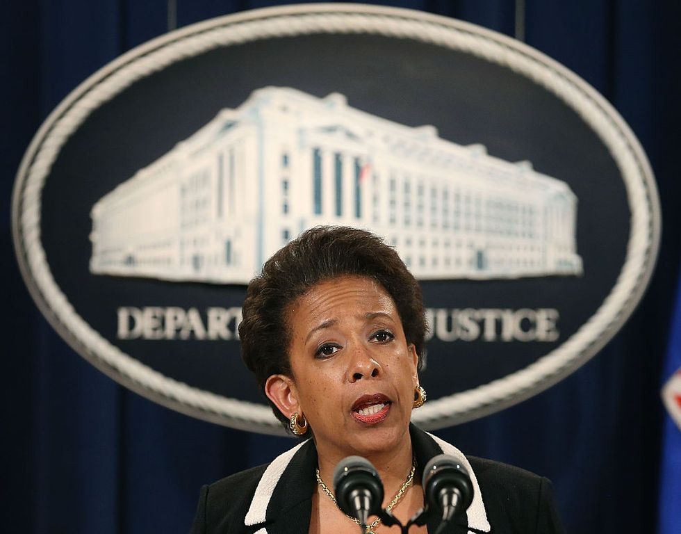 Attorney General Loretta Lynch Formally Closes Clinton Email Probe Without Any Criminal Charges