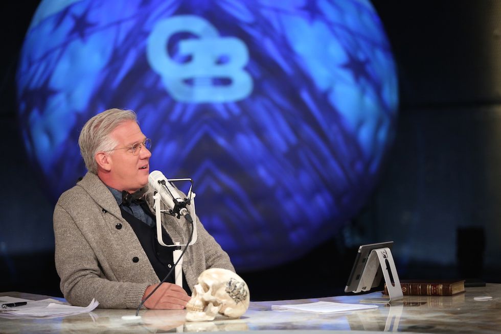 LIVE: Glenn Beck Hosts Dallas Vigil to Honor Five Officers Killed in Deadly Police Ambush