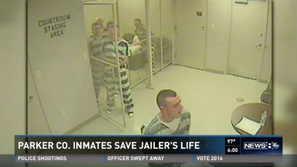 Texas Inmates Break Free From Cell to Save Jailer's Life