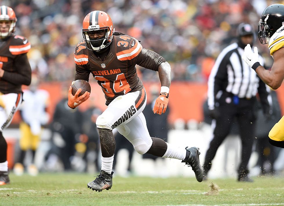 NFL Running Back Apologizes for Posting Graphically Violent Anti-Police Image — but His Team Says It's 'Insufficient\