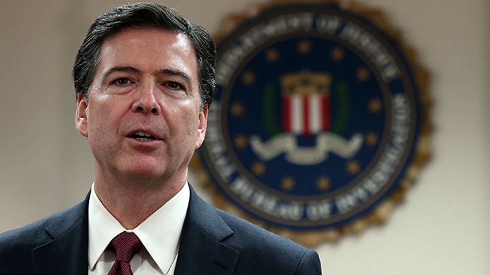 FBI Confirms Agents Were Sworn to Secrecy in Clinton Email Investigation