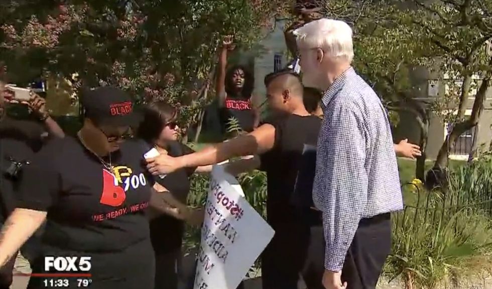 Watch Astonishing Exchange When Elderly Man Tries to Pass Through Black Lives Matter Protest on Sidewalk