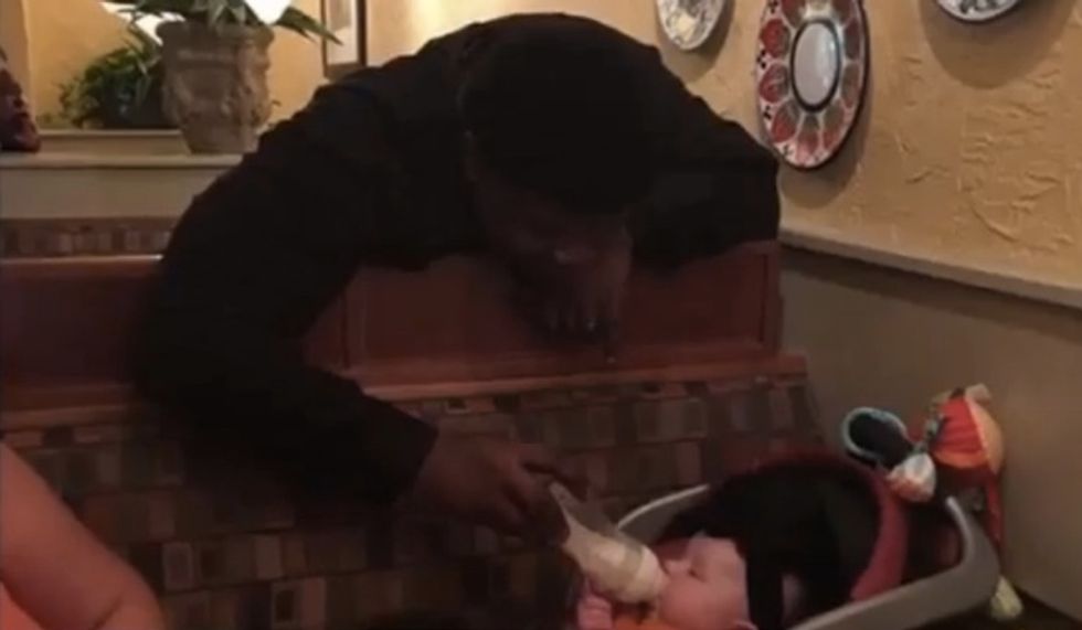 Story Behind Photo of Restaurant Server Feeding Baby of Stressed-Out Mom Just Might Melt Your Heart