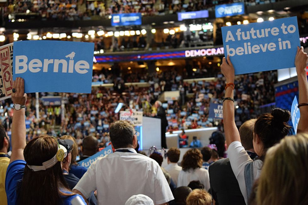Sanders' Backers Aim to Block Clinton's Nomination During DNC Roll-Call Vote — Here's Their Plan