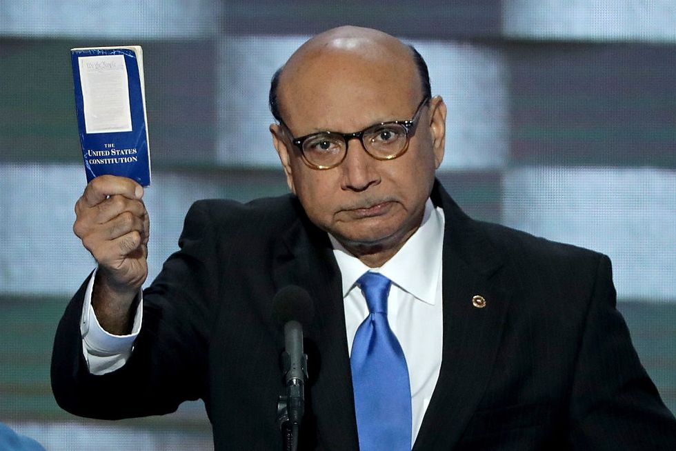 Father of Fallen Muslim Soldier Skewers Trump in DNC Speech: 'Have You Even Read the Constitution?