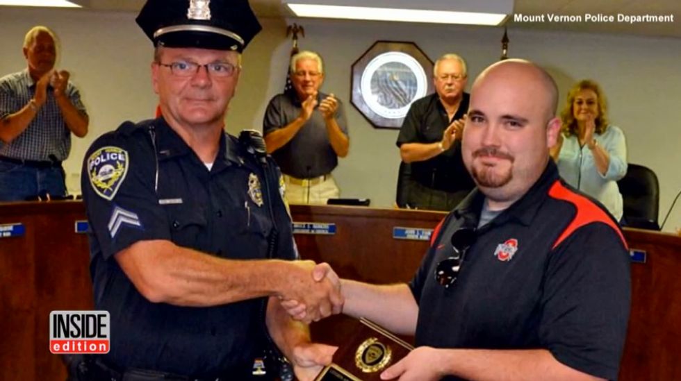 Police Present Citizen’s Award of Valor to Good Guy With a Gun Who Saved Officer Under Attack