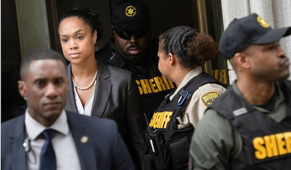 Leaked Text Messages Between Baltimore Prosecutor's Deputy and Investigator Add New Twist to Freddie Gray Case