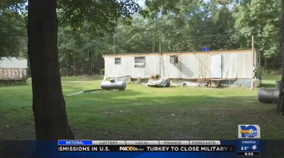 This Is a Very Unusual Case': Alleged Burglar Dies After Alabama Homeowner Ties Him to a Tree 